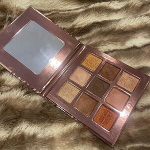 W7 Eyes of London Neutral Eyeshadow Palette